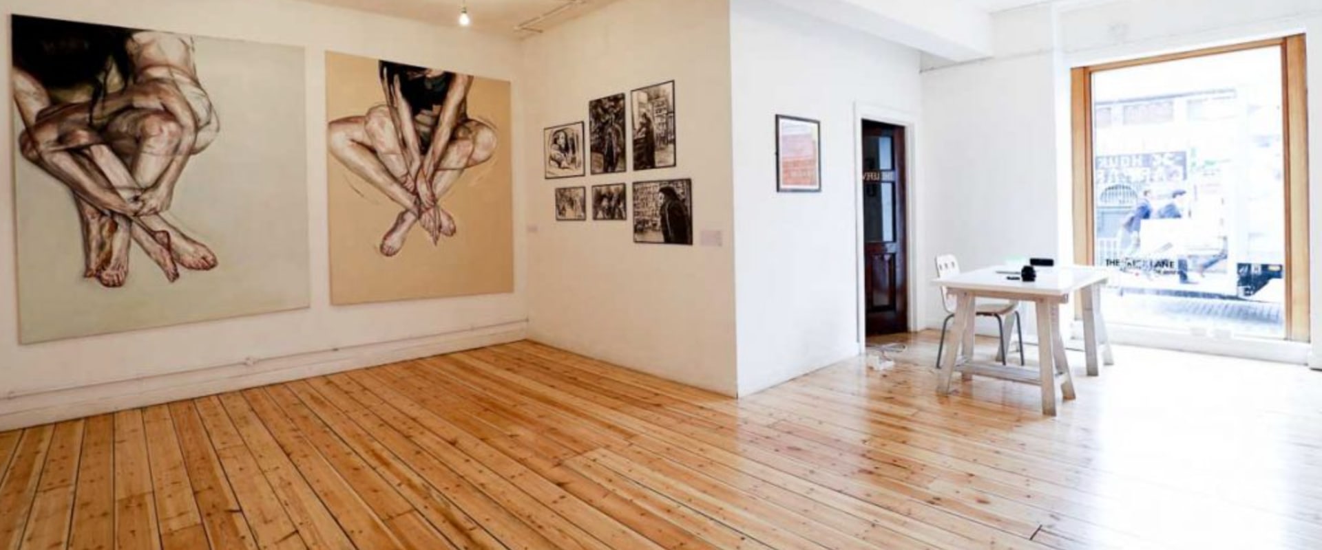 Do Artists Have to Pay to Exhibit in Galleries? - An Expert's Perspective